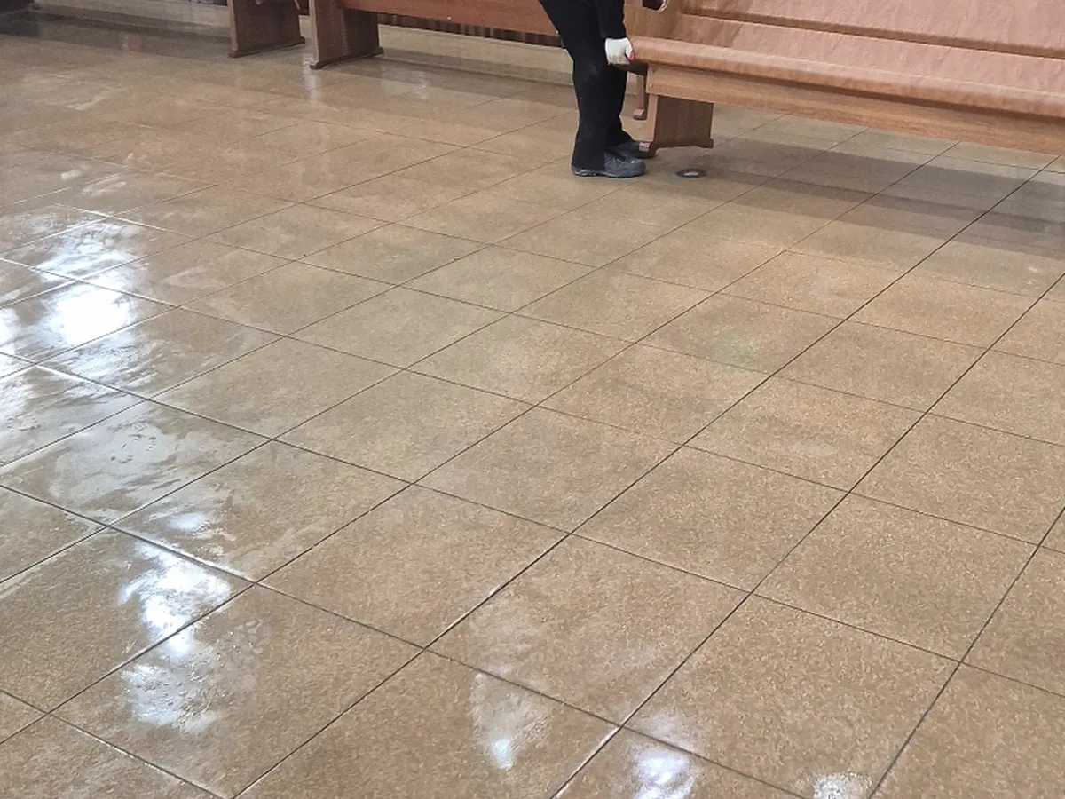 정읍시 망제동 예배당 방송실 장비 주변 정밀 위생청소 사례 - 행진크린