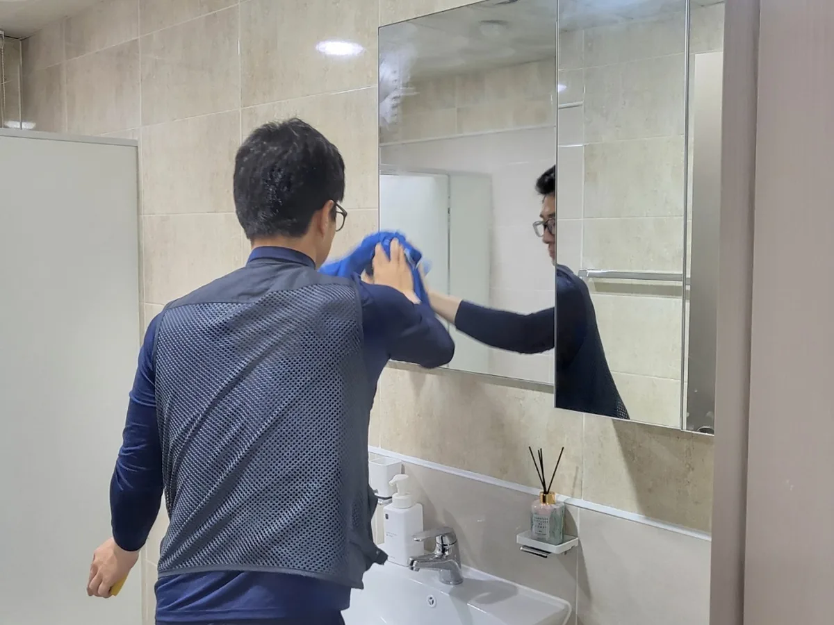 장수군 산서면 사무실 집기 창고 위생청소 사례 - 행진크린